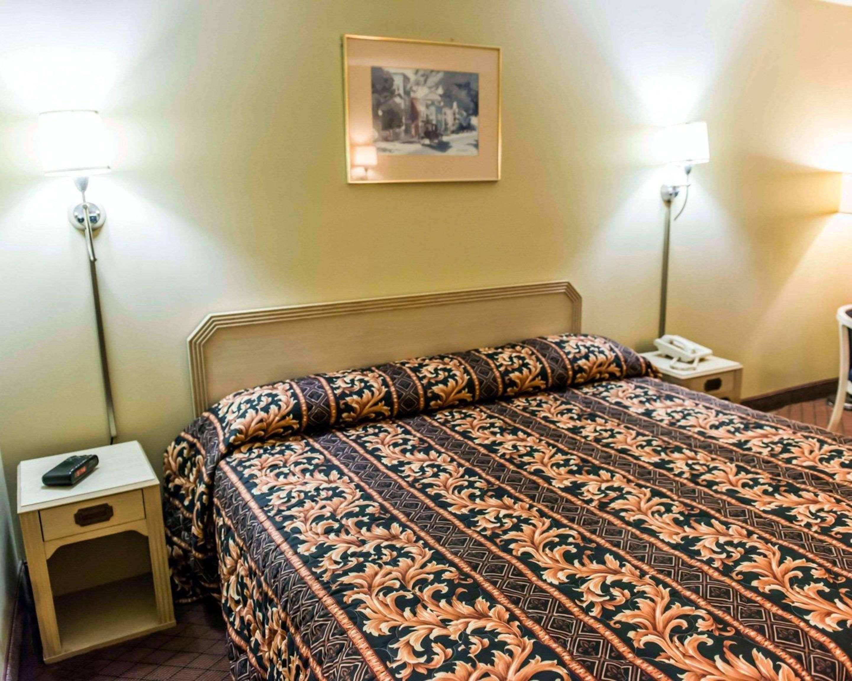 Econo Lodge Perry Eksteriør bilde