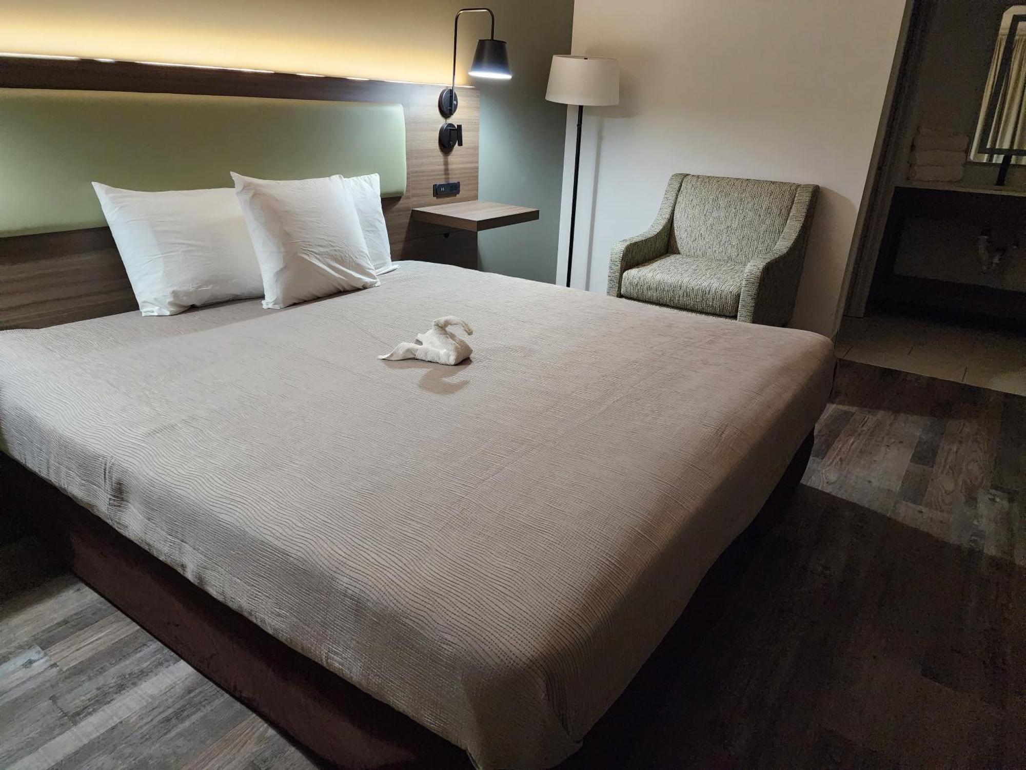 Econo Lodge Perry Eksteriør bilde