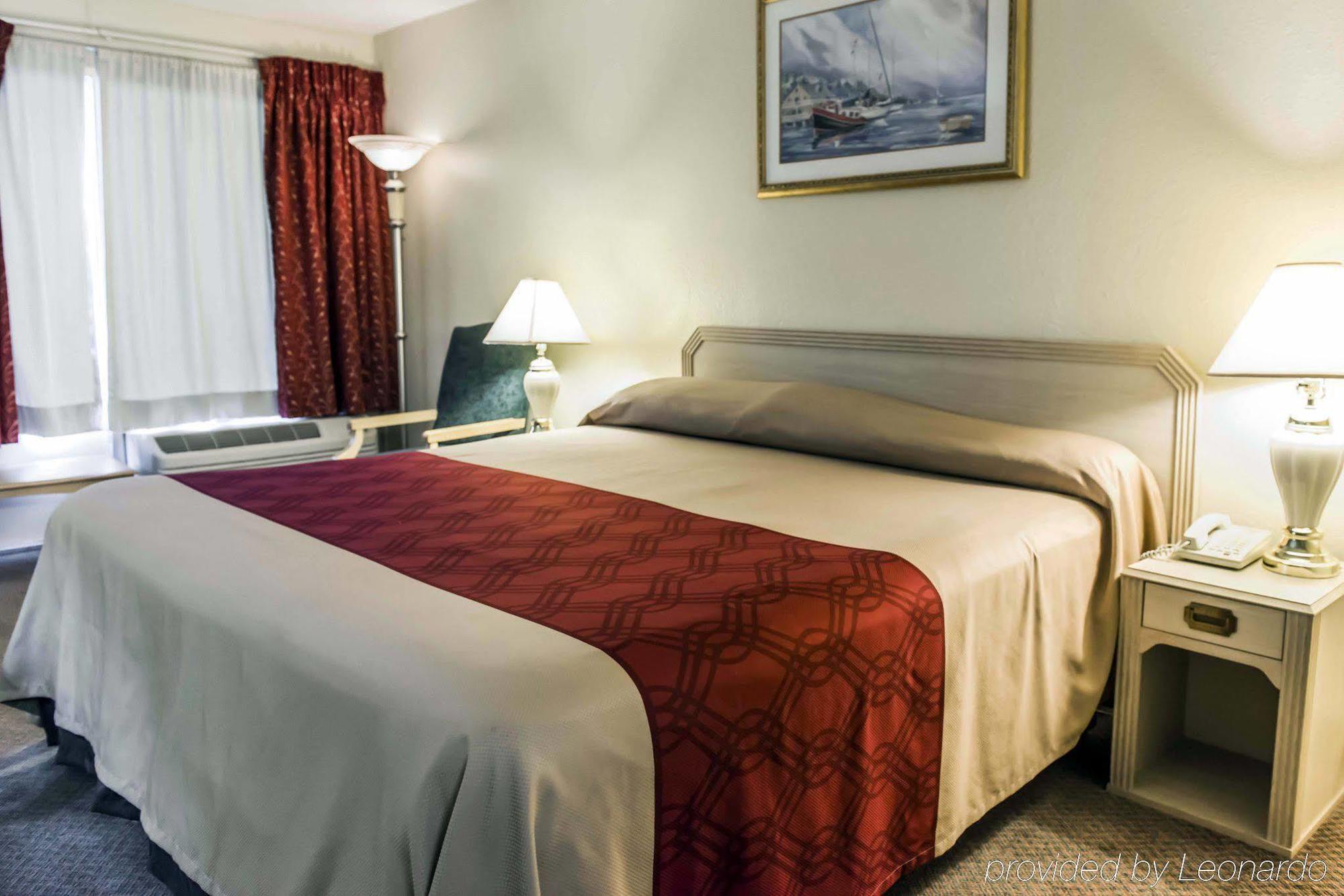 Econo Lodge Perry Eksteriør bilde