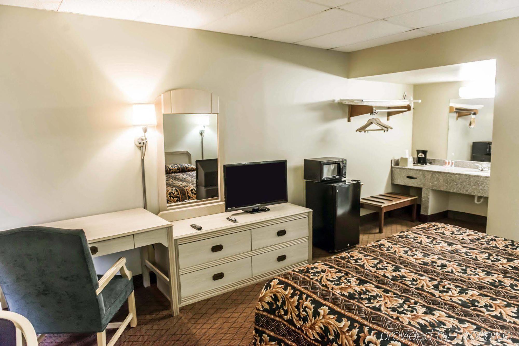 Econo Lodge Perry Eksteriør bilde