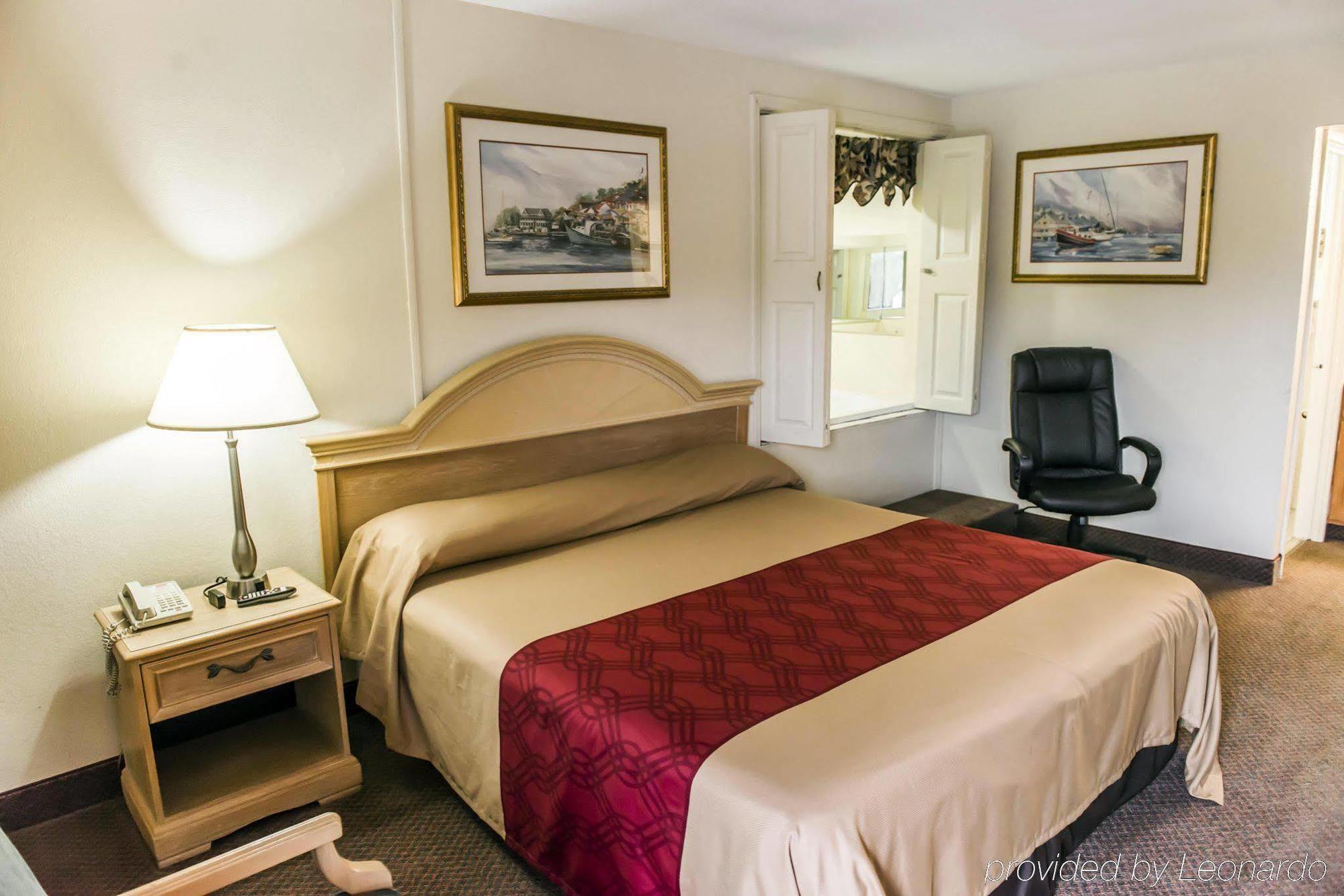 Econo Lodge Perry Eksteriør bilde