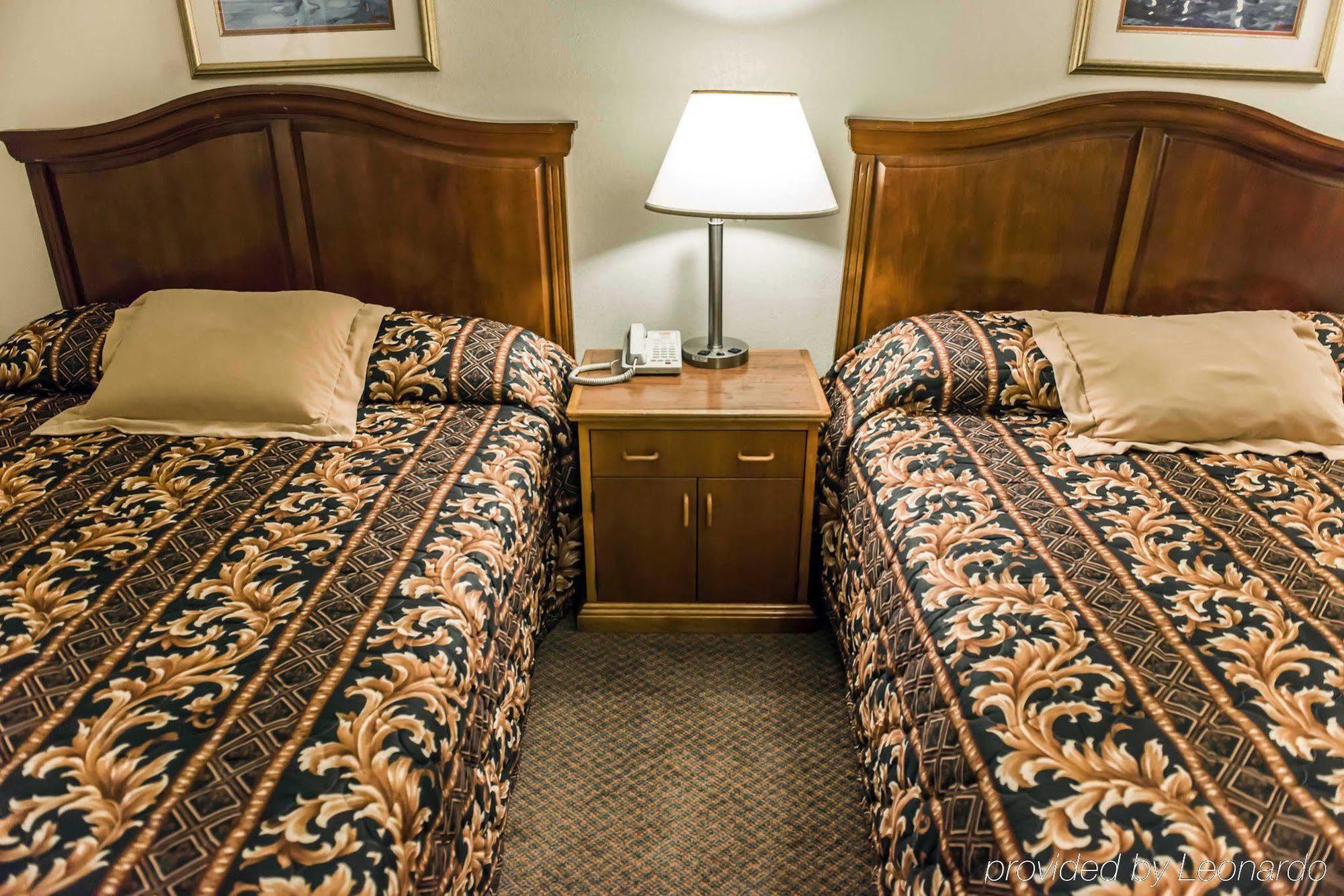 Econo Lodge Perry Eksteriør bilde